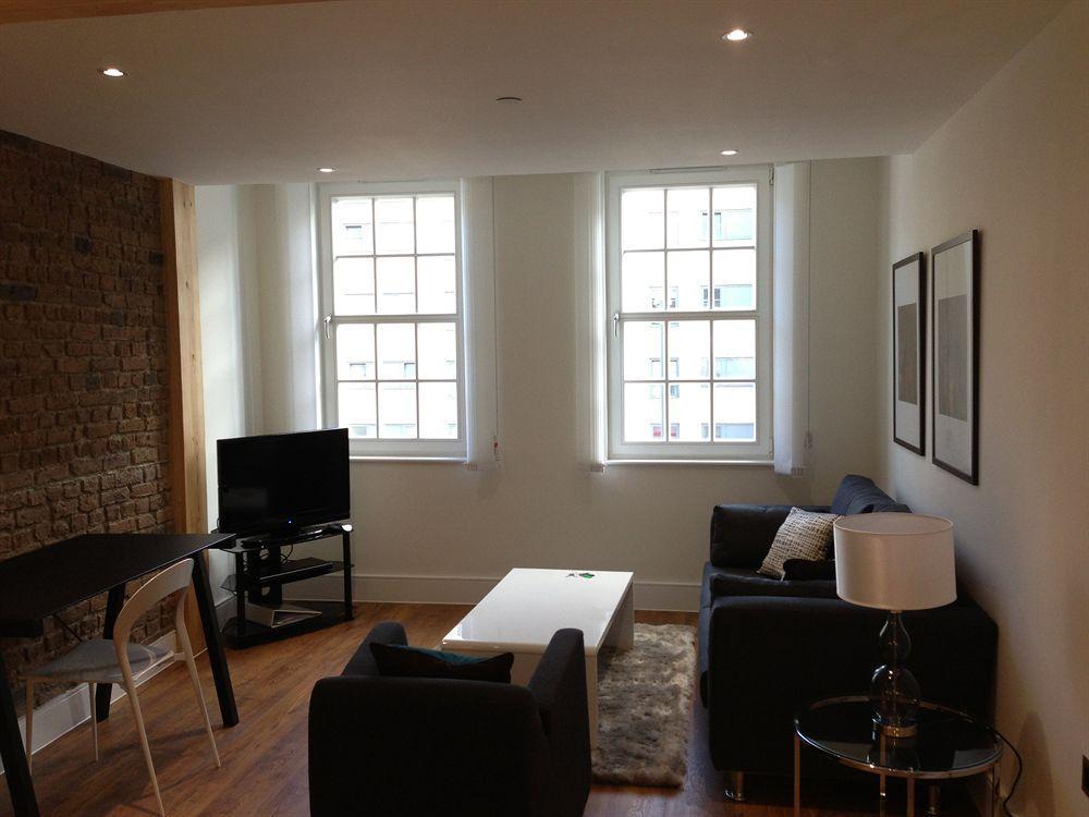 Max Serviced Apartments Commercial Road London Exterior photo