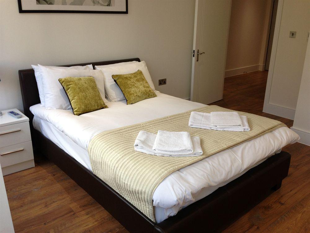 Max Serviced Apartments Commercial Road London Exterior photo